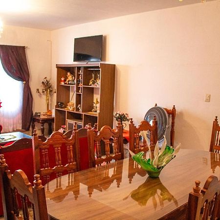 Villa Flores, Casa En El Centro De マスコタ エクステリア 写真