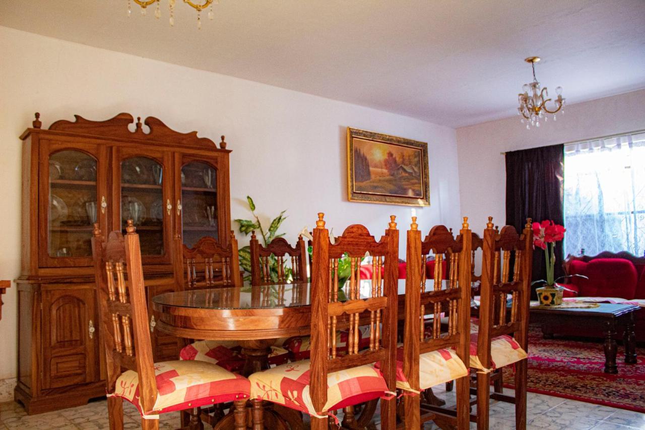Villa Flores, Casa En El Centro De マスコタ エクステリア 写真