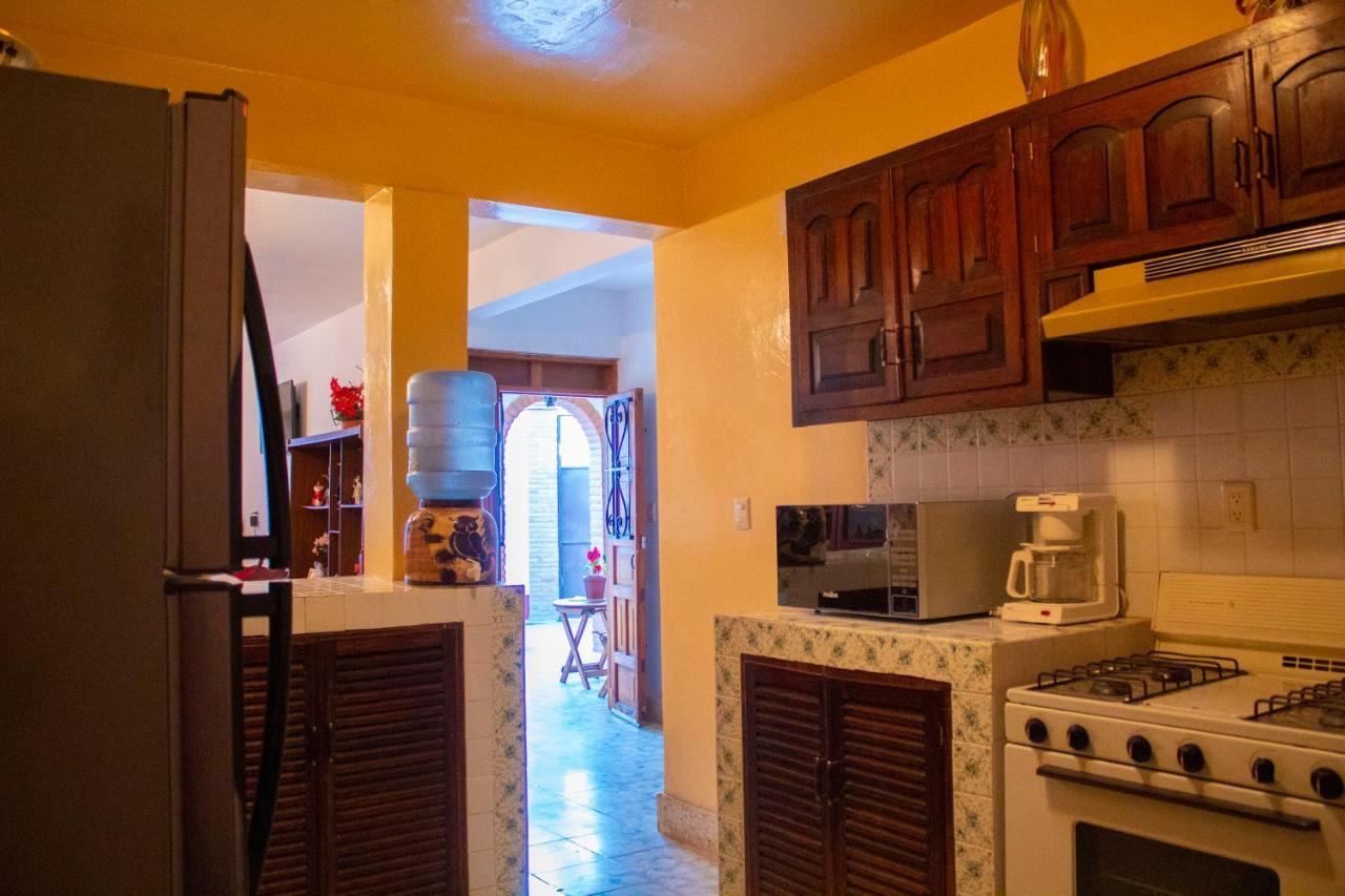 Villa Flores, Casa En El Centro De マスコタ エクステリア 写真